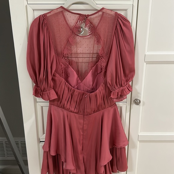 Perfect spring romper! - Picture 2 of 2